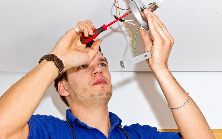 taux horaire électricien Gouvieux